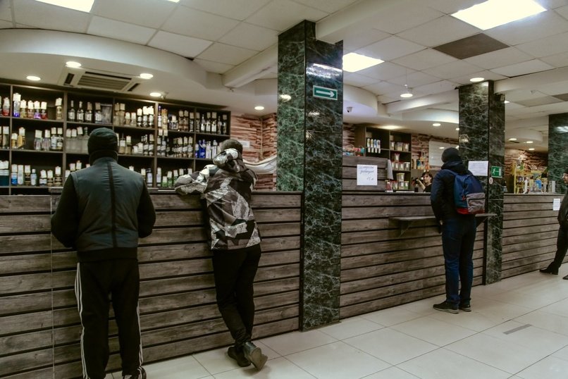 В регионе закрыли 420 алкоточек в многоквартирных домах с 1 сентября