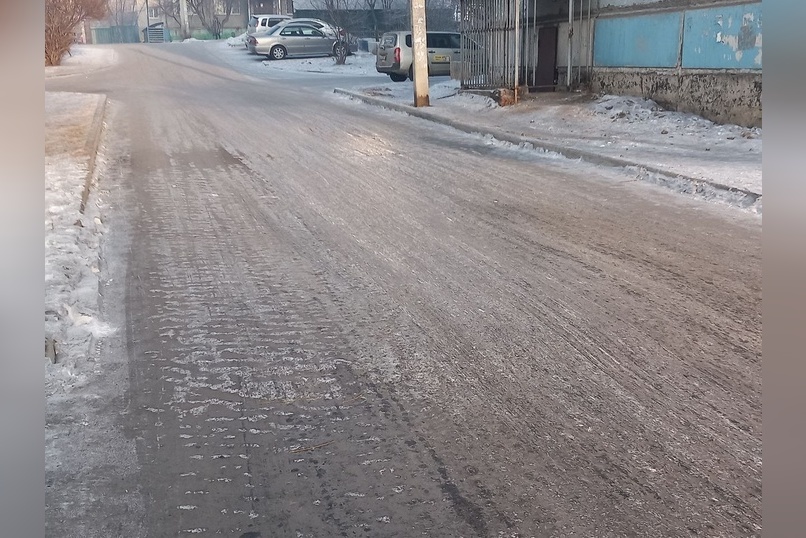 Гурулев прокомментировал проблему скользких тротуаров и дорог в Чите