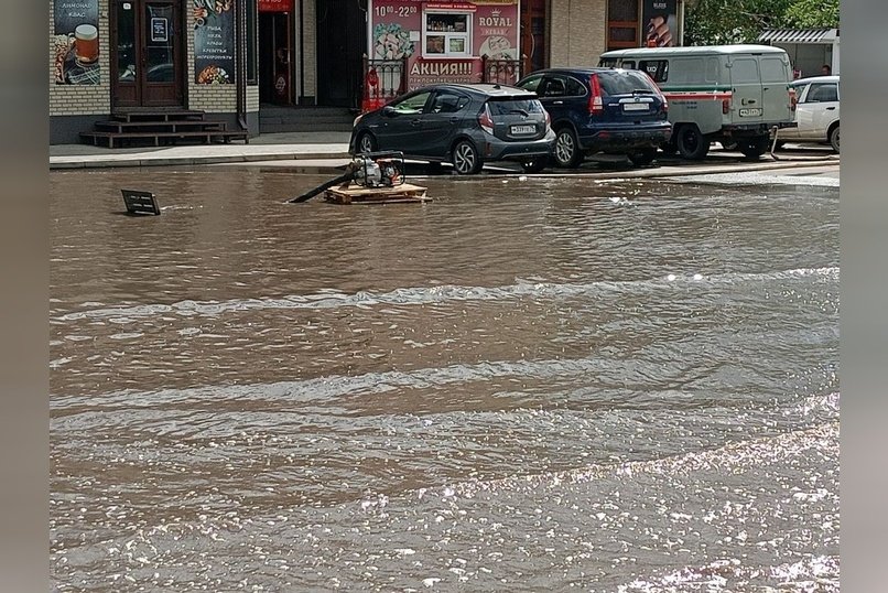 Остров пытаются осушить