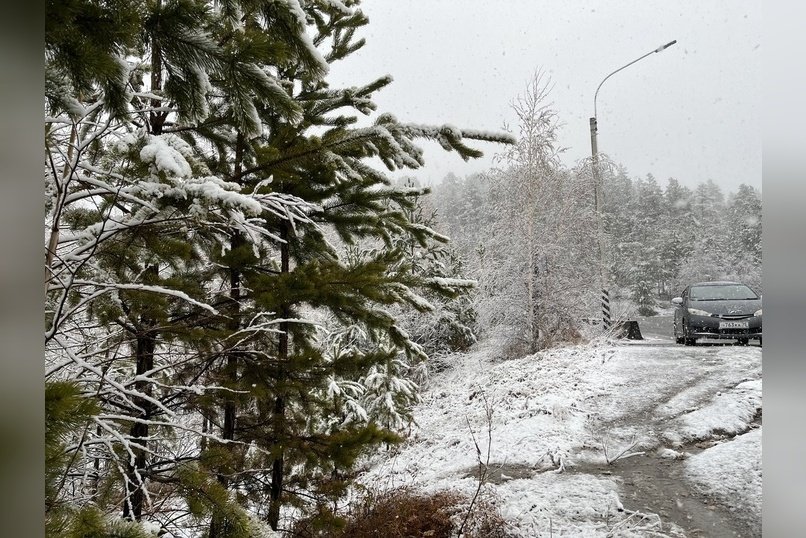 Техника вышла на уборку улиц Читы после выпадения снега