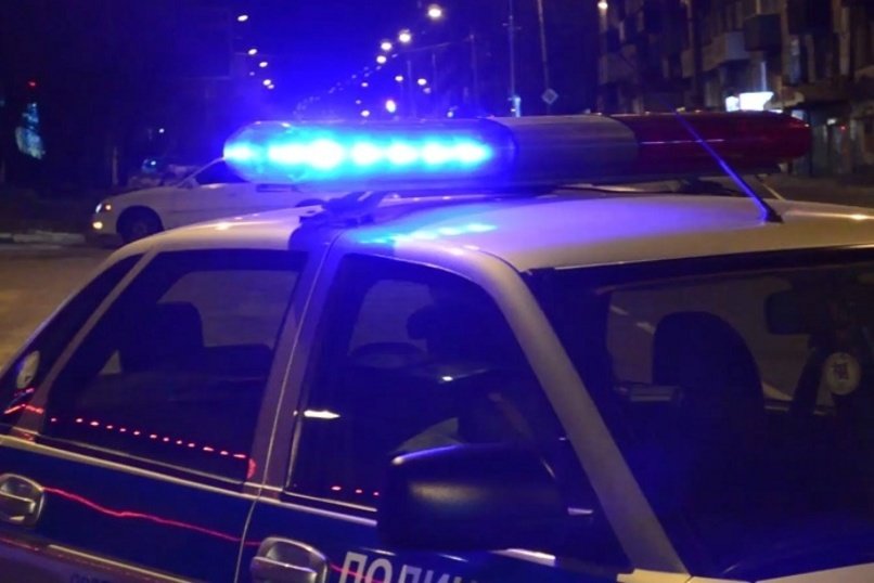 Труп мужчины обнаружили в общежитии на КСК