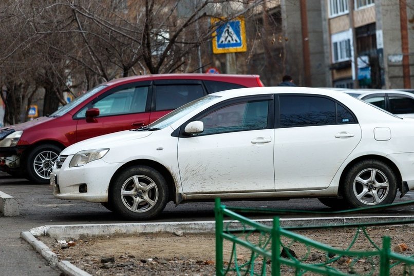Подростки вынесли сварочный аппарат из машины в Чите