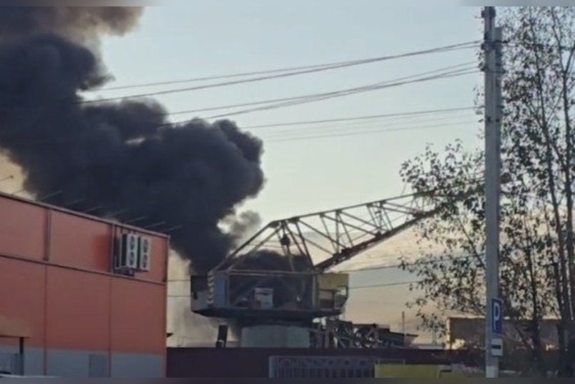 Клубы черного дыма заметили в Чите