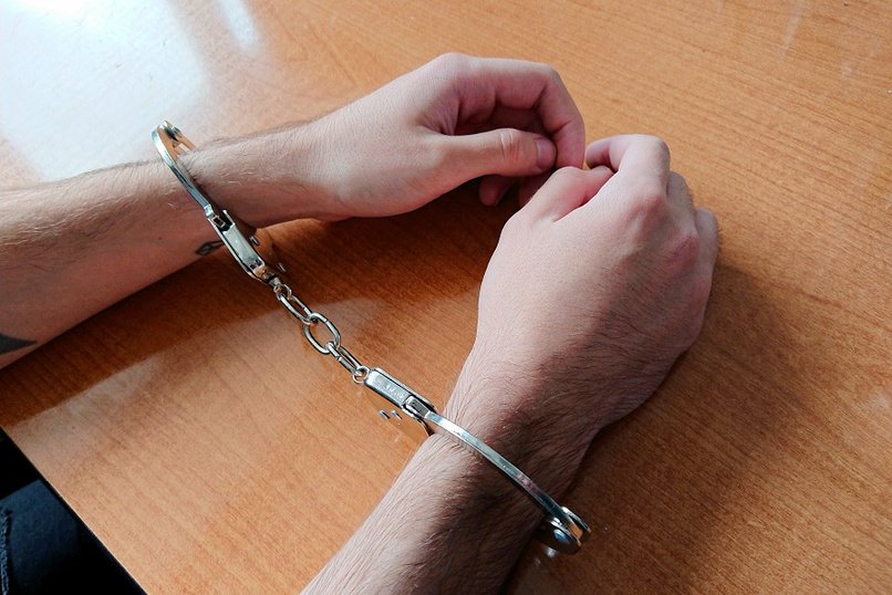 Забайкалец отблагодарил помогавших ему по хозяйству подростков гашишным маслом
