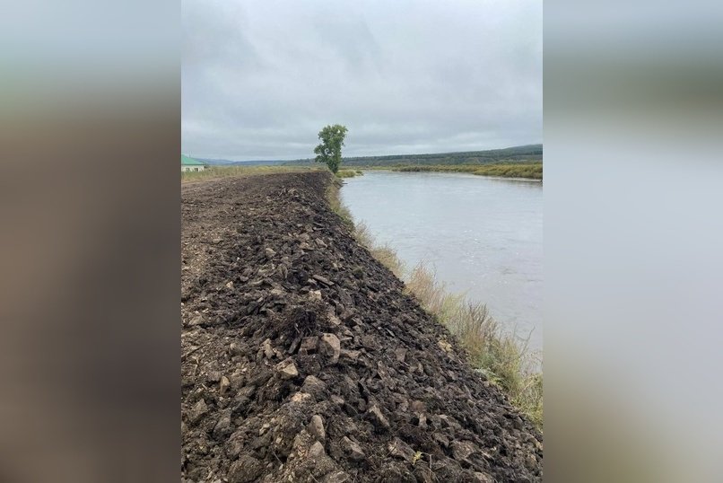 На реке Аргунь отремонтировали дамбу