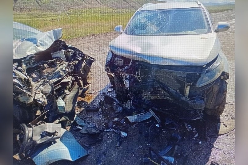 Трех человек доставили в больницу после ДТП на трассе в Забайкалье
