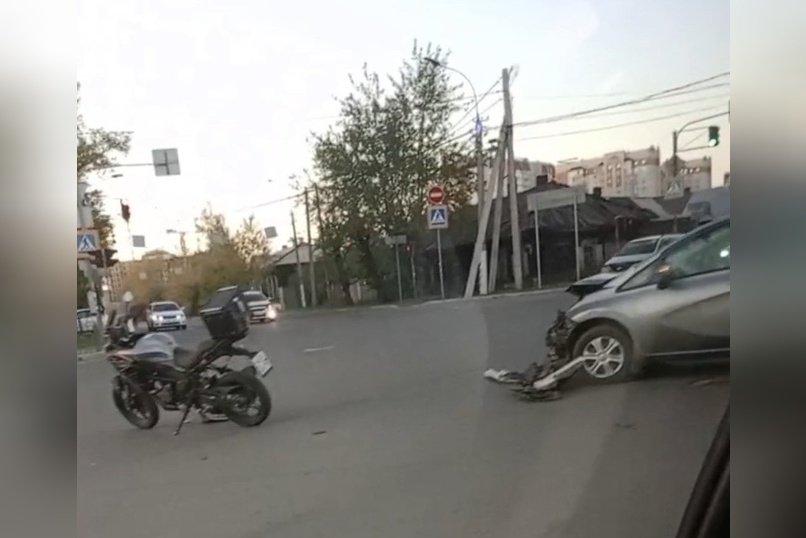 ДТП произошло в центре Читы — водителей на месте нет