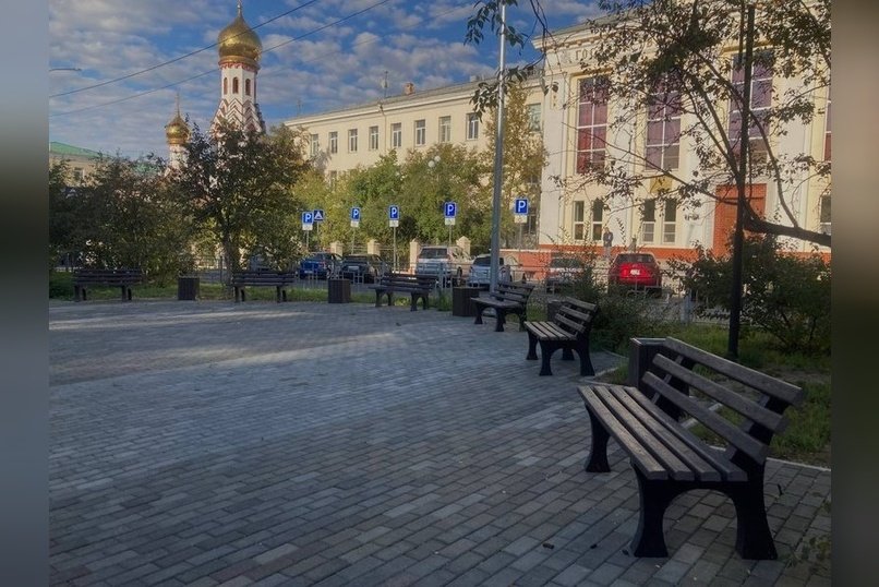 Горькие слёзы аллеи