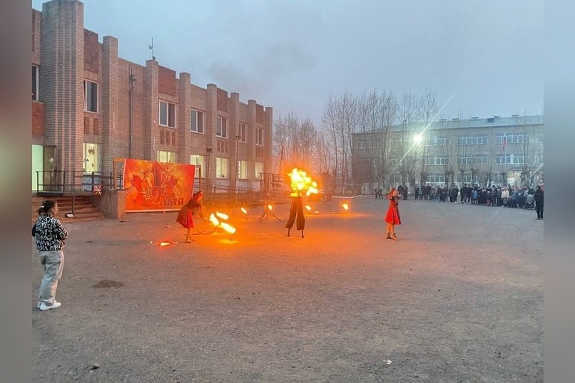 Вагнер устроила огненное шоу в горящем Забайкалье