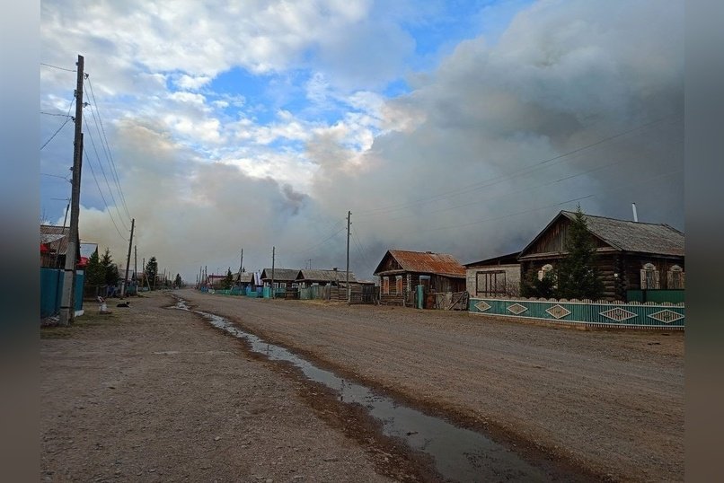 Жители Бургени сообщают о пожаре рядом с селом