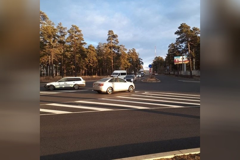 На региональных дорогах Забайкалья начали наносить разметку