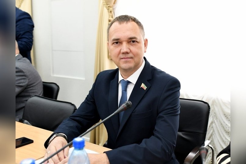 В комитете по промышленной политике избрали нового депутата